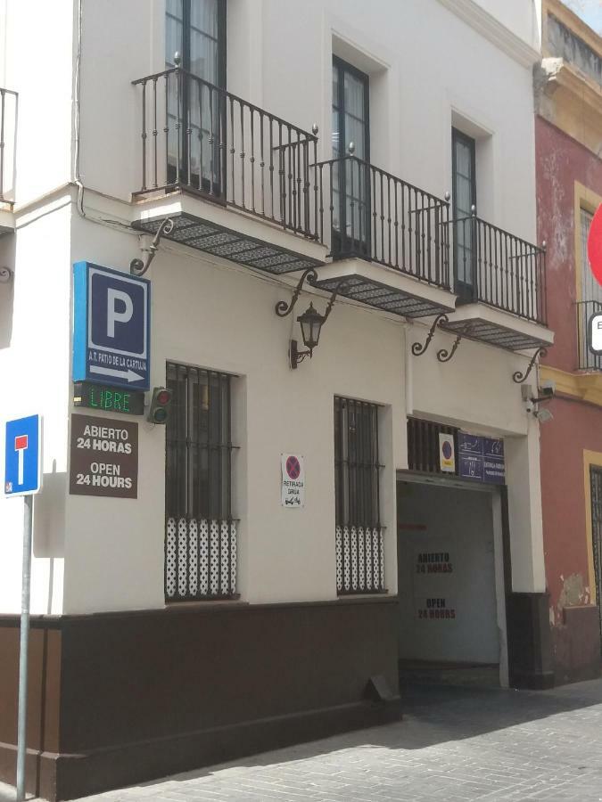 Atico Con Terraza En Alameda De Hercules Σεβίλλη Εξωτερικό φωτογραφία